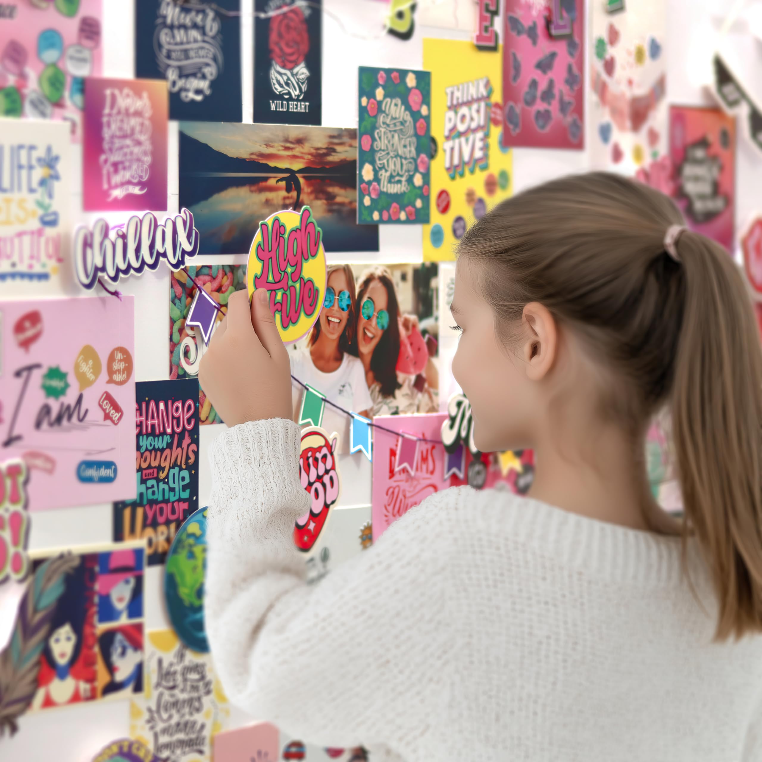 The Scholar Ant easy-removable adhesive keeps walls safe while reimagining layouts.
