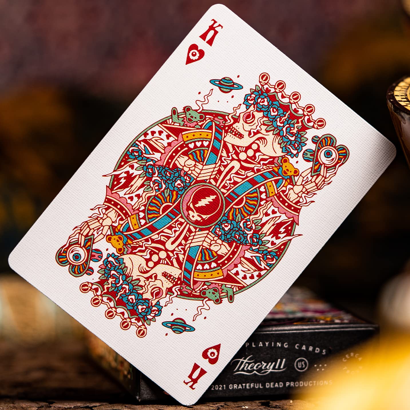 theory11 Grateful Dead court cards offer vibrant detail for dramatic games