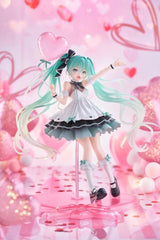 Hatsune Miku party outfit sculpting detail highlights colorful accessories for shelves