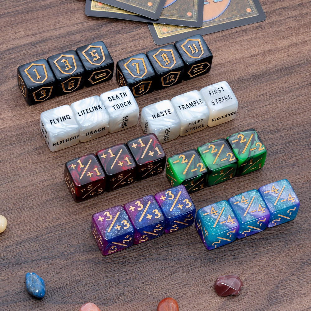 Tinzum classic D20 and color-mixed dice for varied play.