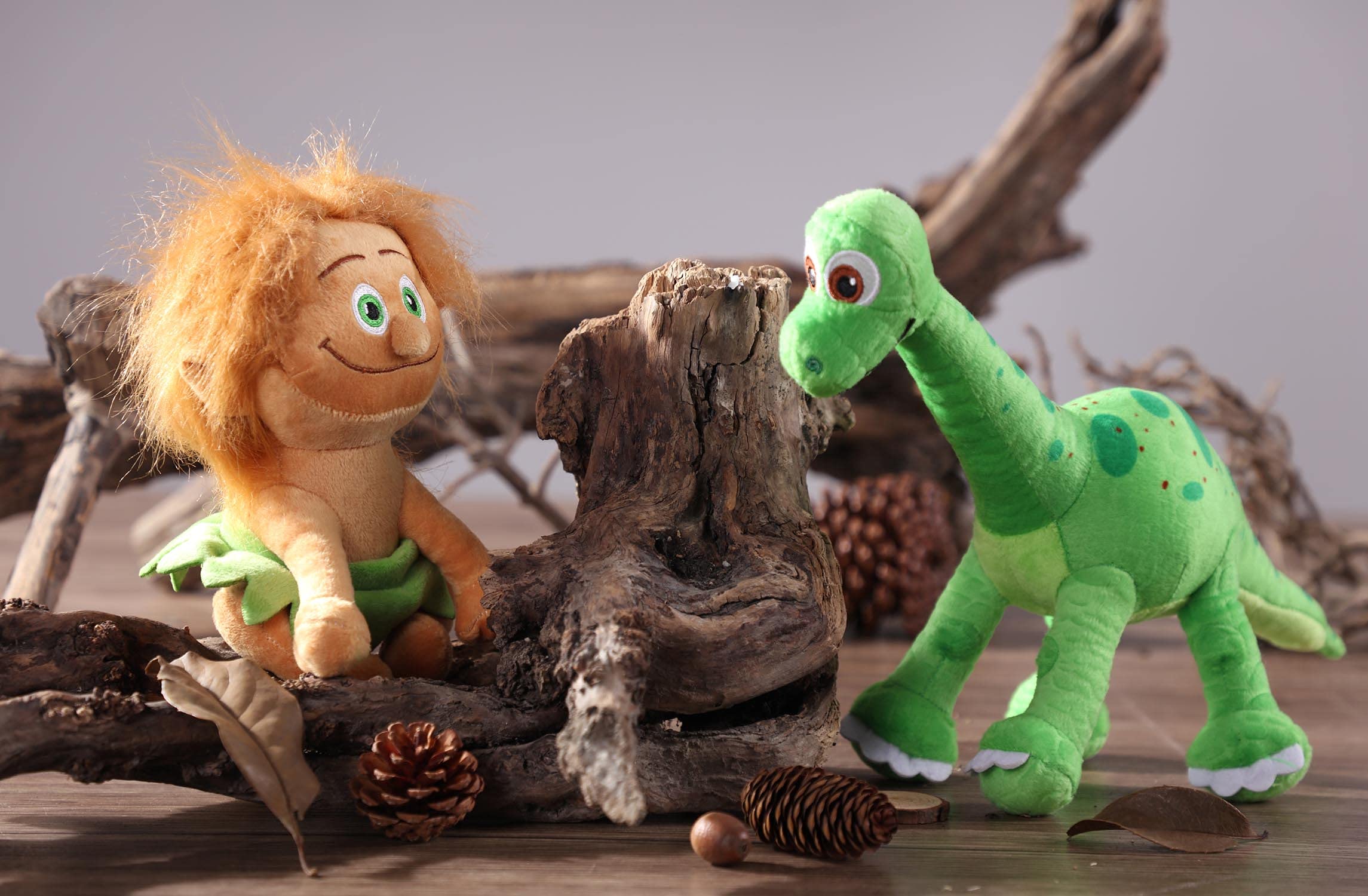 Tivcyi Good Dinosaur plush texture, ultra-soft material for comfortable hold.