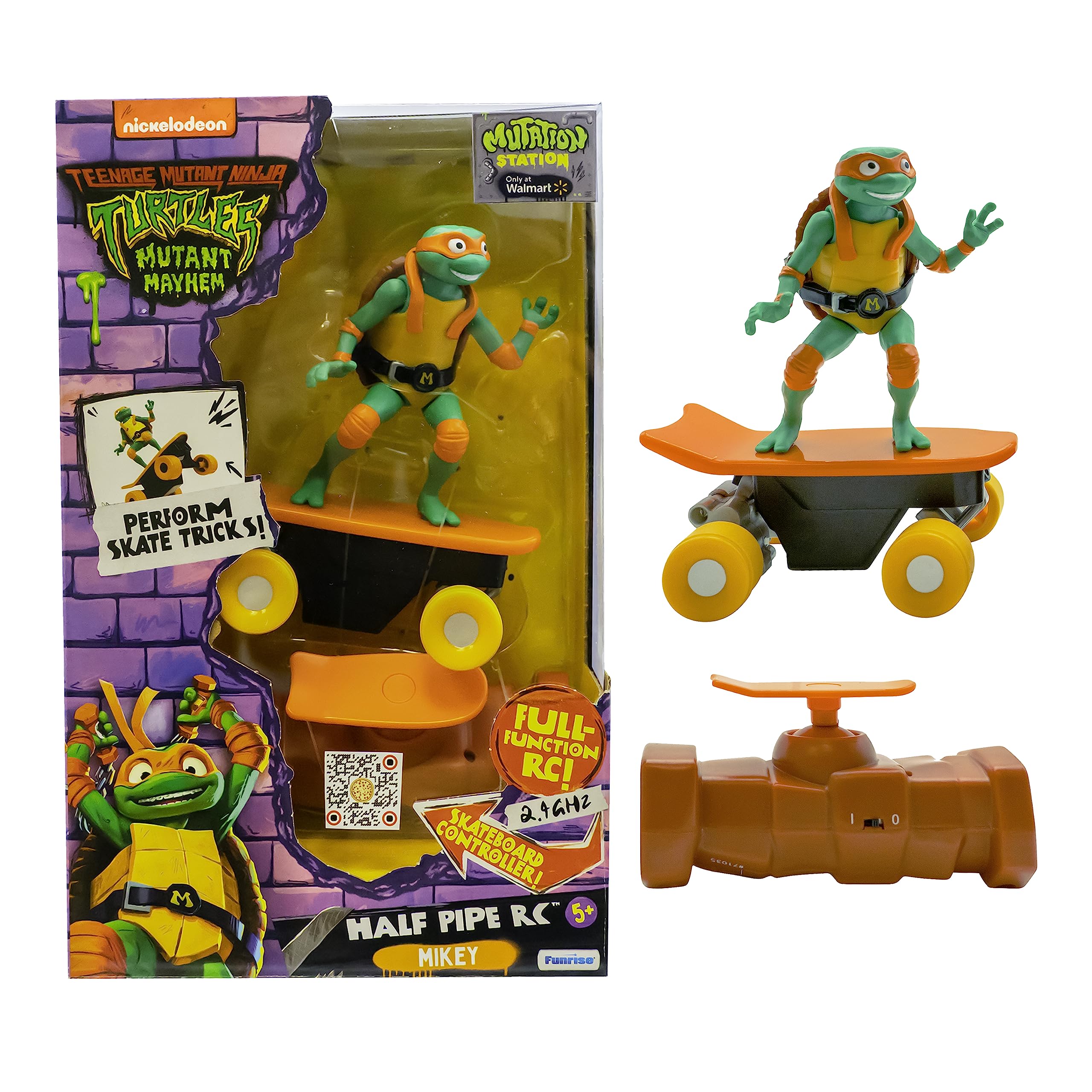 TMNT Michelangelo half-pipe RC vehicle for indoor and outdoor play.