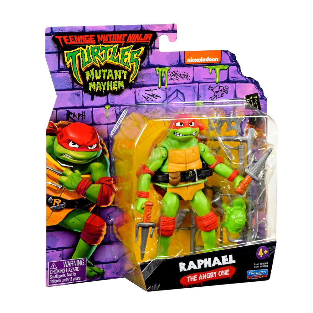 Baby turtle accessory adds a fun storytelling element for scenes.