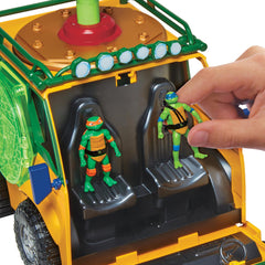 TMNT Pizza Van side wheels enable realistic vehicle motion