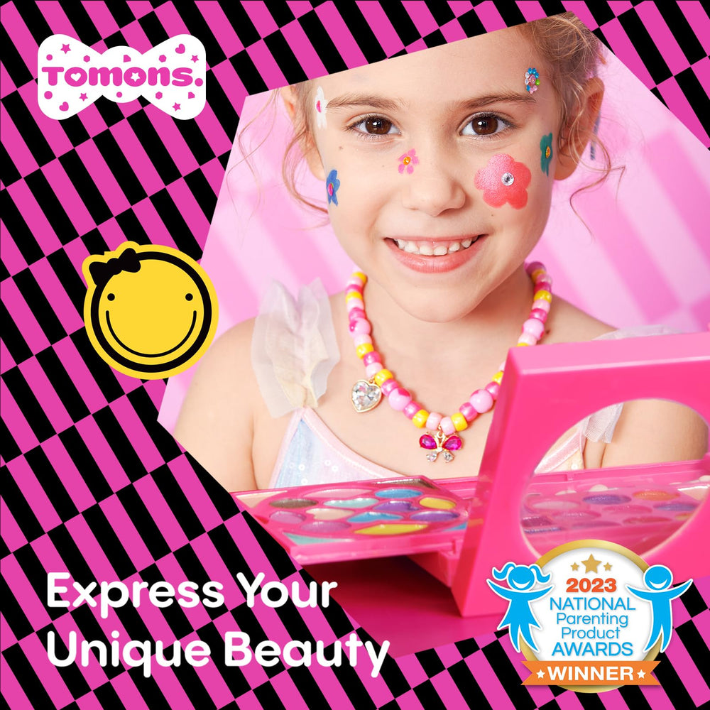 Tomons mirror inside kit provides clear reflection for pretend makeup sessions.