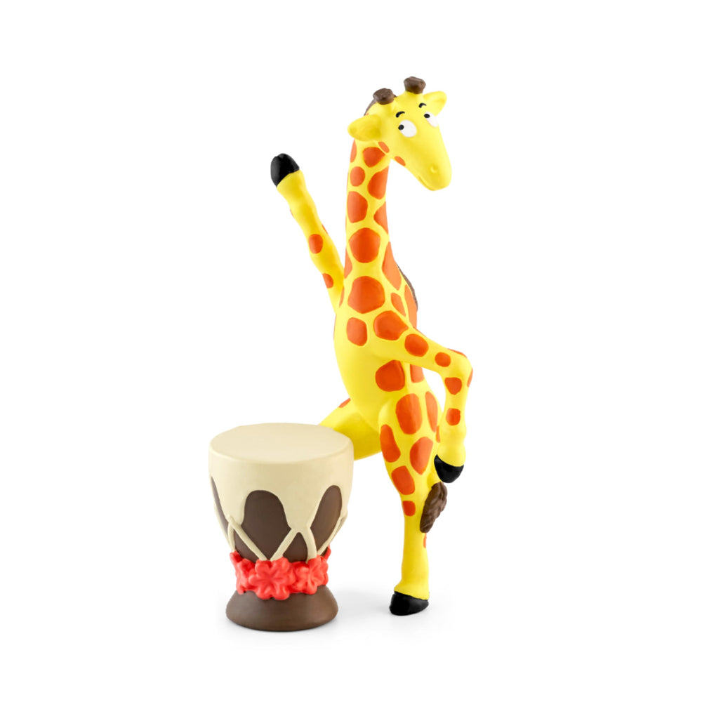 Tonies Gerald giraffe in a cozy play area ready for a storytelling session.