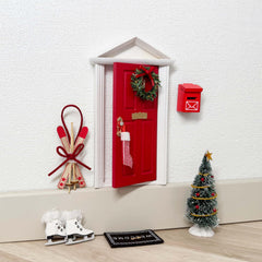 Tonttuovi fairy door decor enhances storytelling spaces with handmade appeal.
