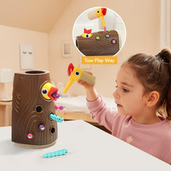 Top Bright magnetic worm feeding action supports hand-eye coordination development.