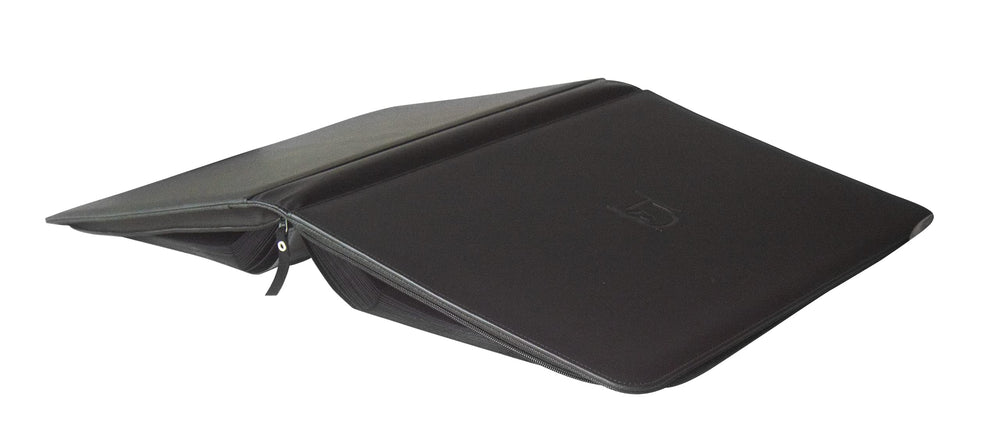 TopDeck dust and humidity protection keeps the collection safe.