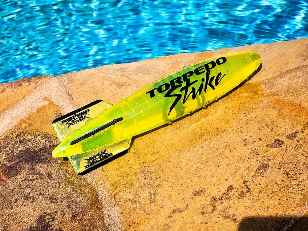 DartFin gliding underwater in yellow for extended passing range