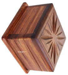 TOSQP27 rosewood grain detail highlights premium craftsmanship and natural texture for an elegant display.