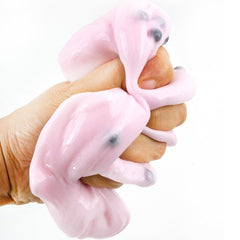 Tototang scented slime blends milk and strawberry for pleasant aromas during play.