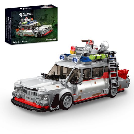 TOY PLAYER Ghost Car ECTO-1 with transparent windows, ideal for display and collection.