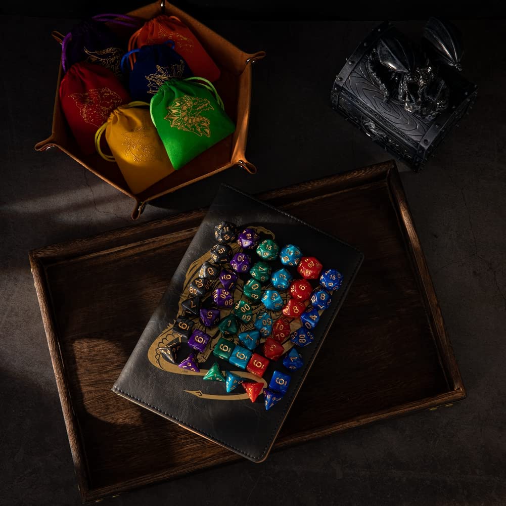 TOYFUL compact pouches keep dice organized between games.