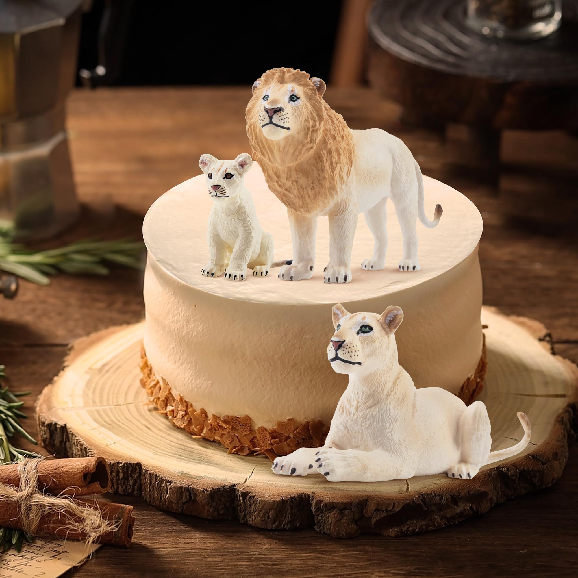 Toymany educational animal playset supports creative learning through pretend play.