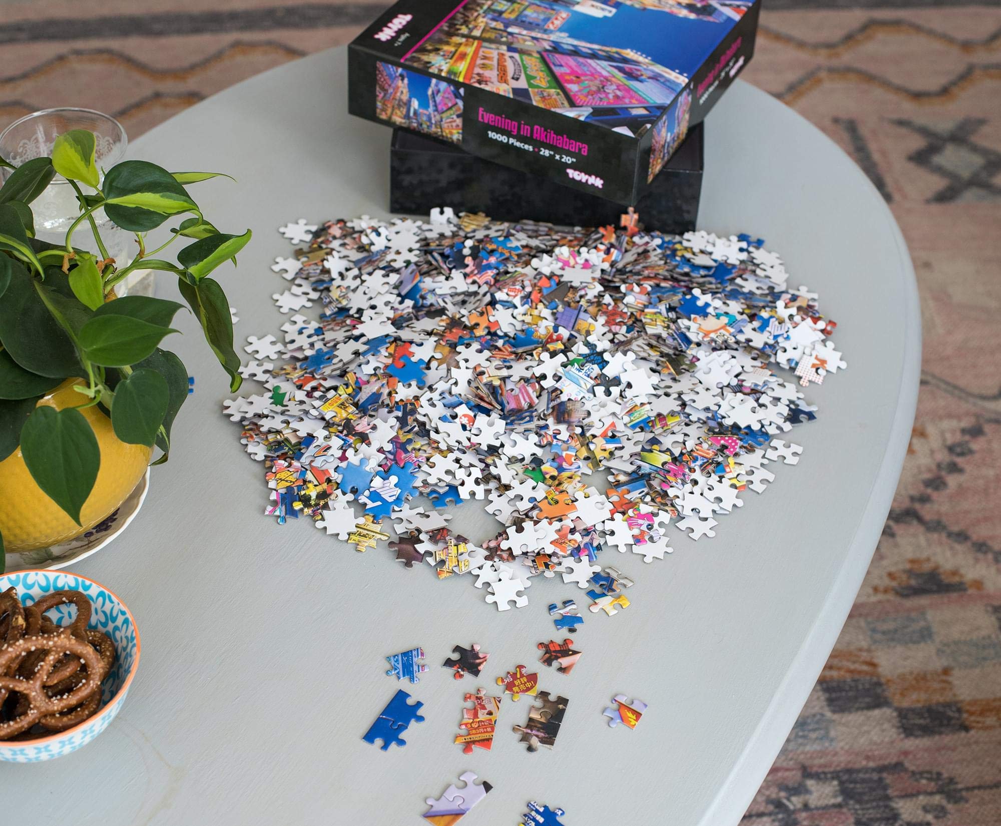 Toynk Akihabara puzzle hands-on activity supports engaging family game nights.