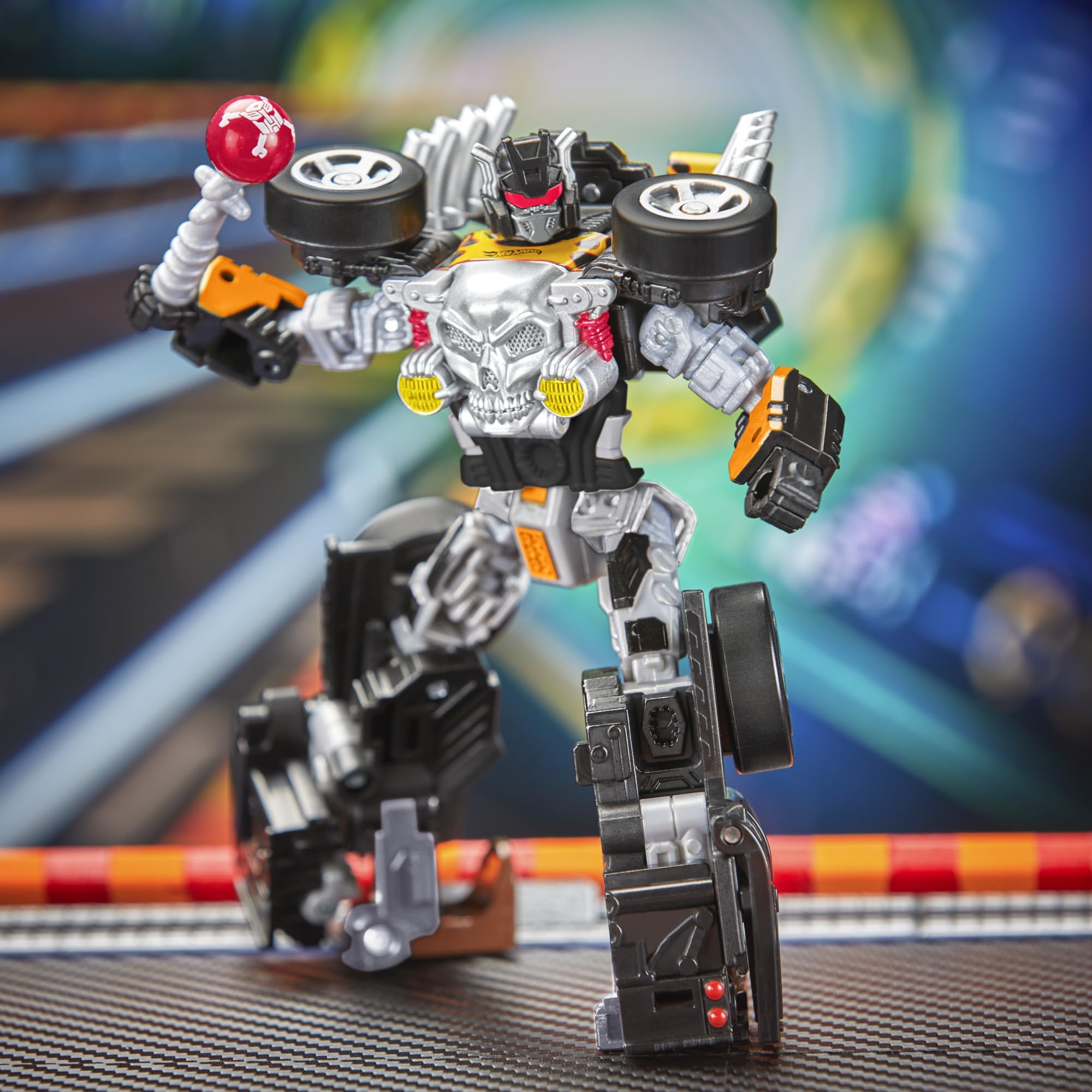 22-step transformation sequence adds engaging play from robot to car.