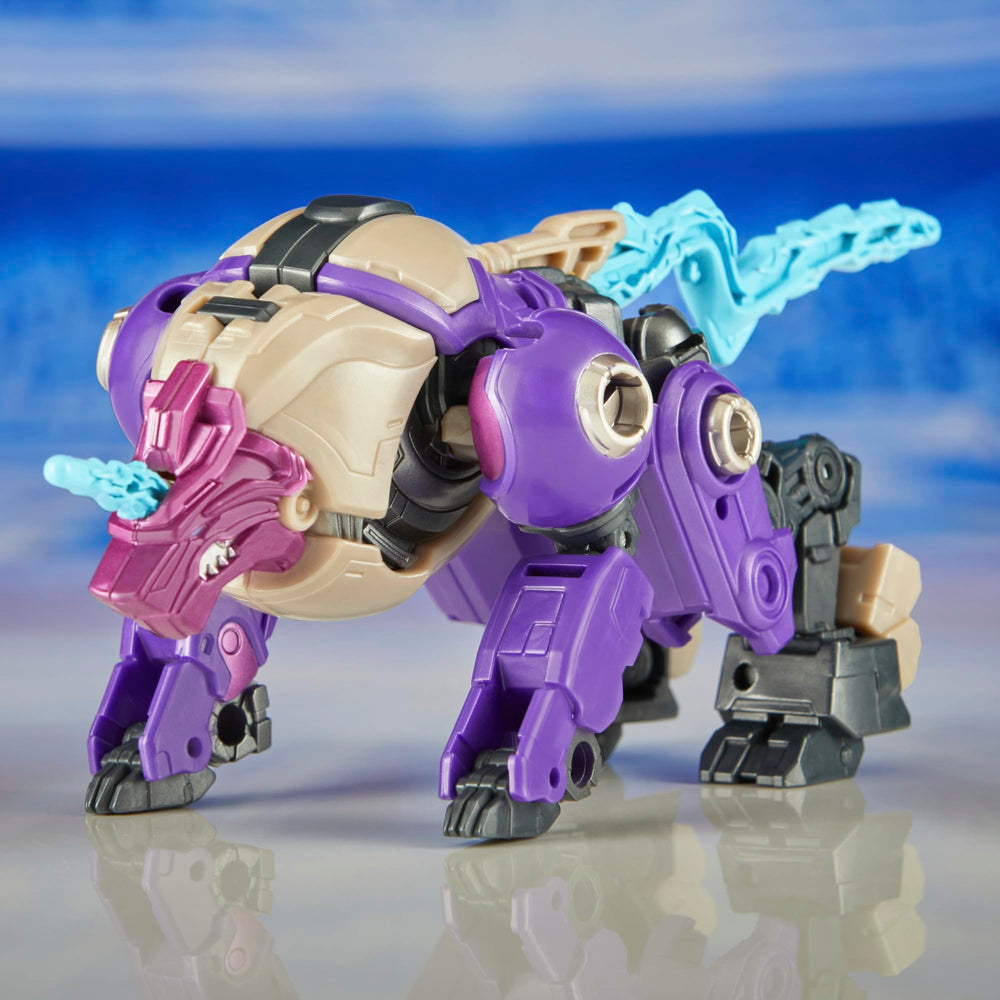 Transformers Alpha Trion Energon dagger accessory enhances pretend battles.
