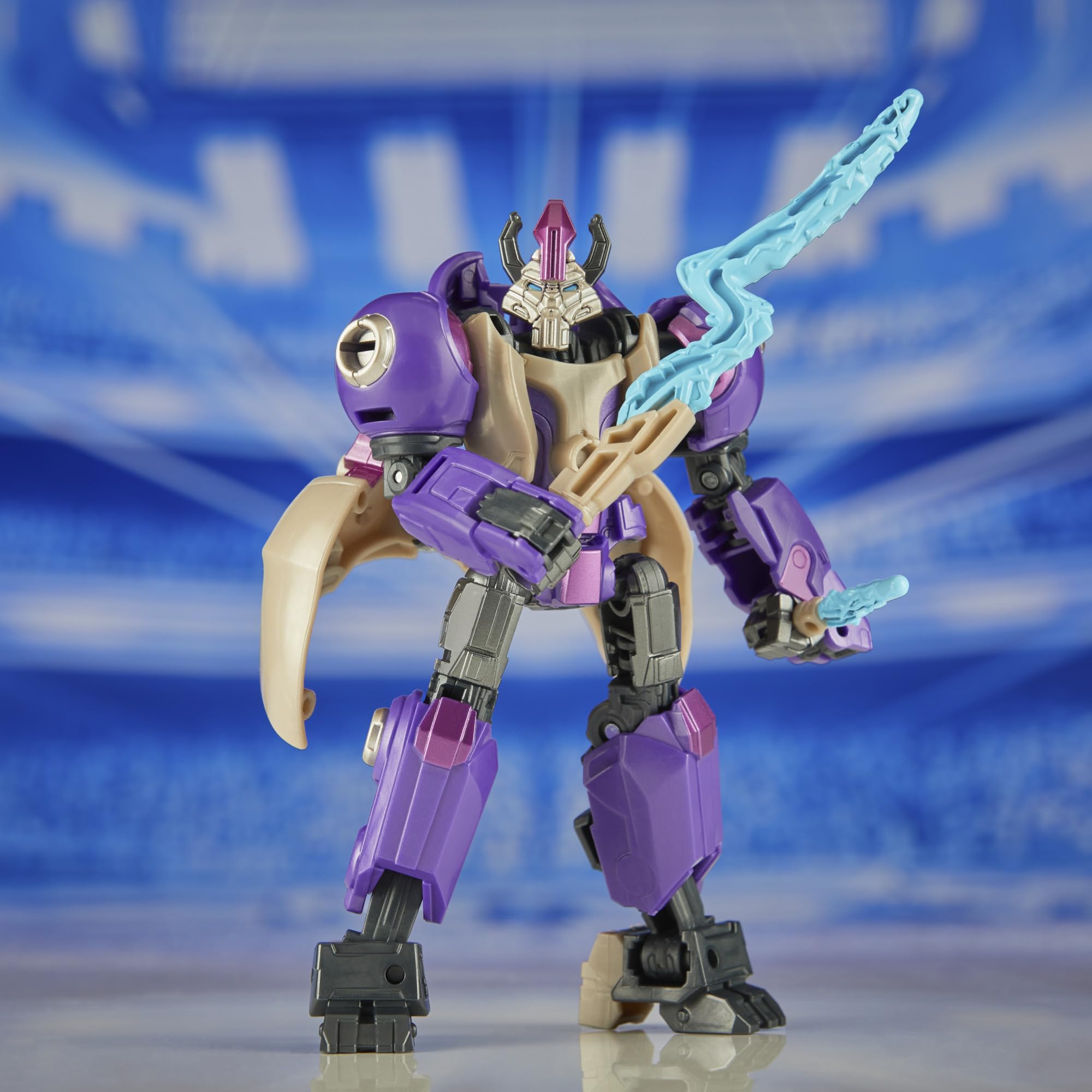 Transformers Alpha Trion Energon tail whip adds dynamic action in both modes.
