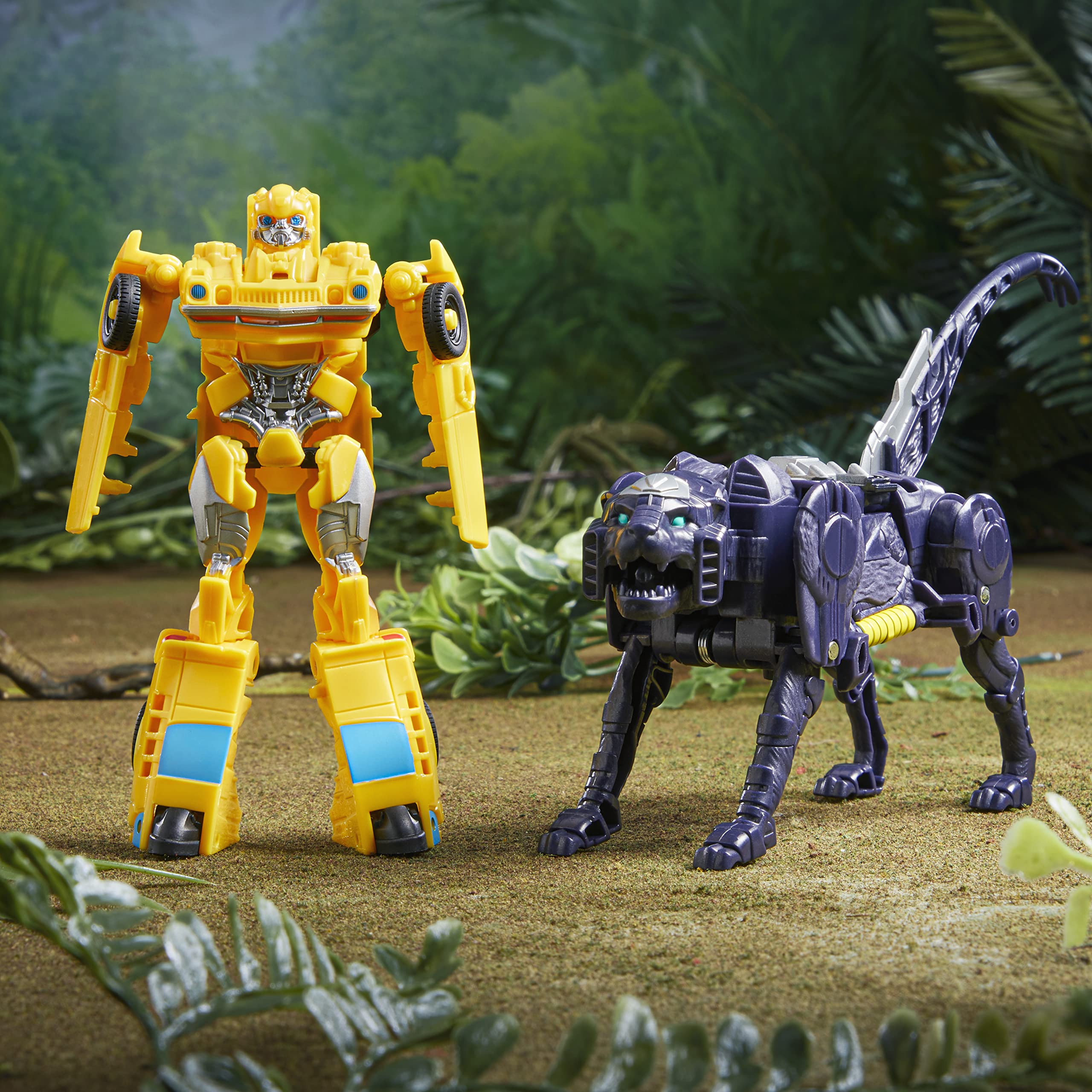 Transformers Beast Combiner 2-Pack packaging on display