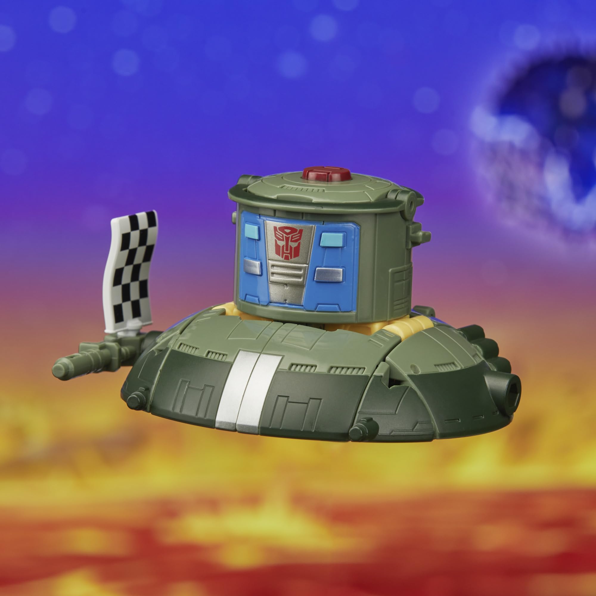 Cosmos head articulation enables expressive, battle-ready looks.
