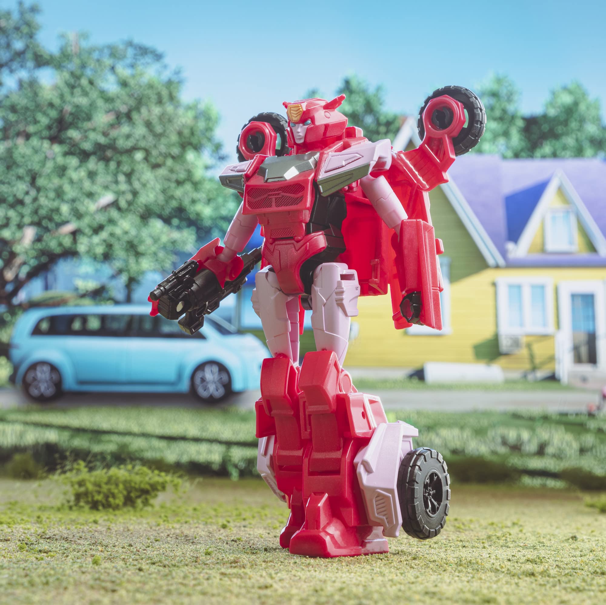 Elita-1 vehicle mode highlights 4-wheel drive for quick role-play missions.
