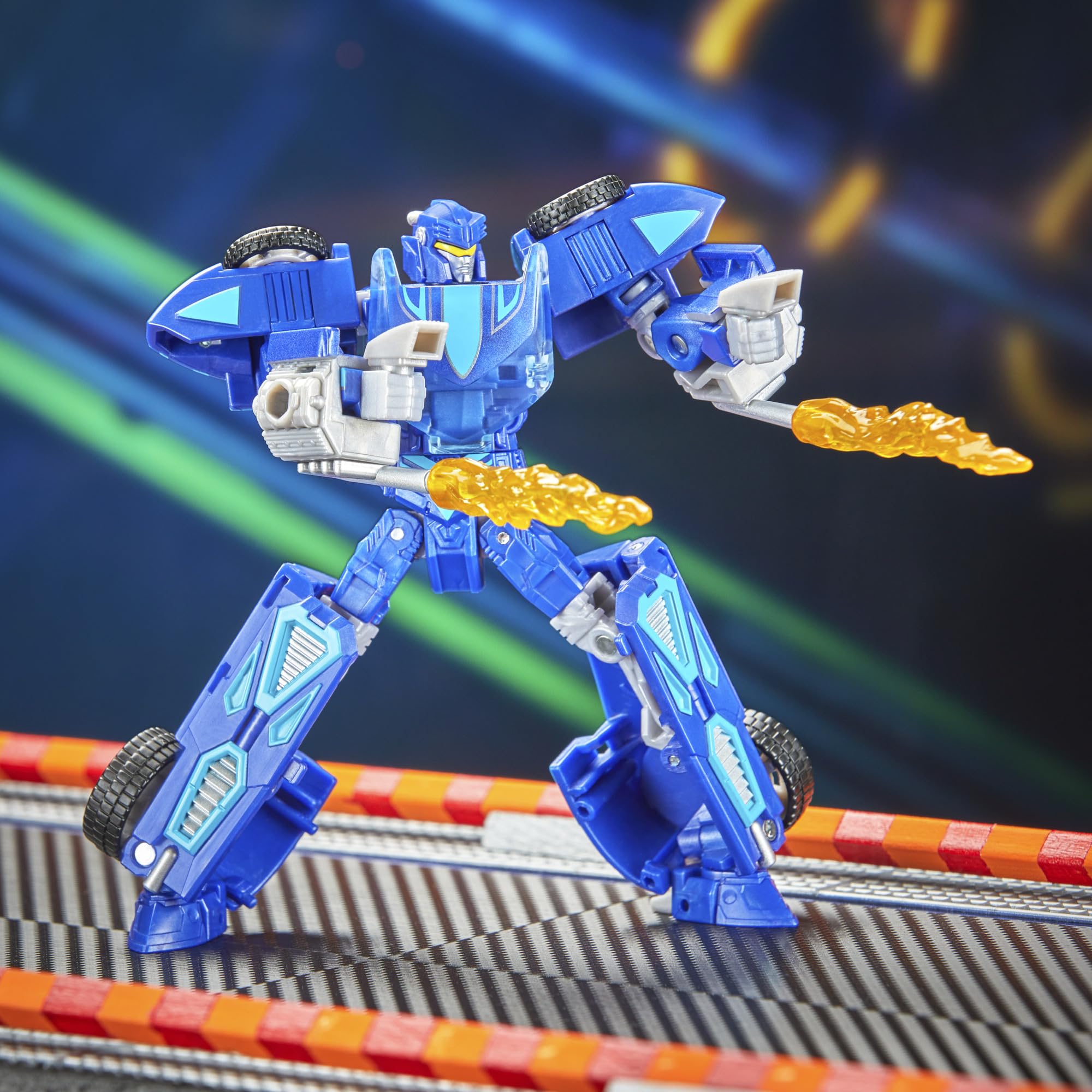 21-step transformation supports imaginative play between robot and car
