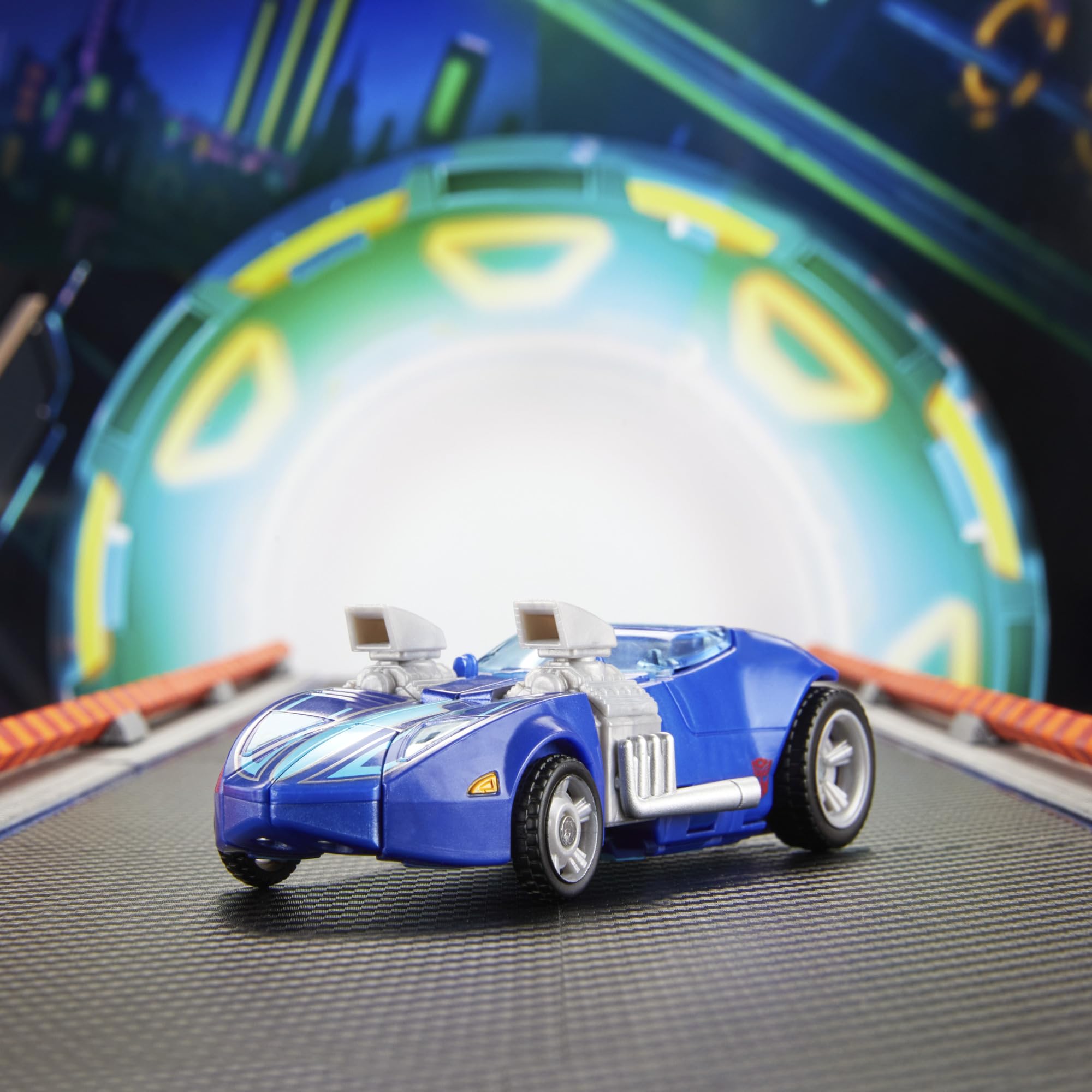 Flame accessories attached for speed-inspired flair in both modes