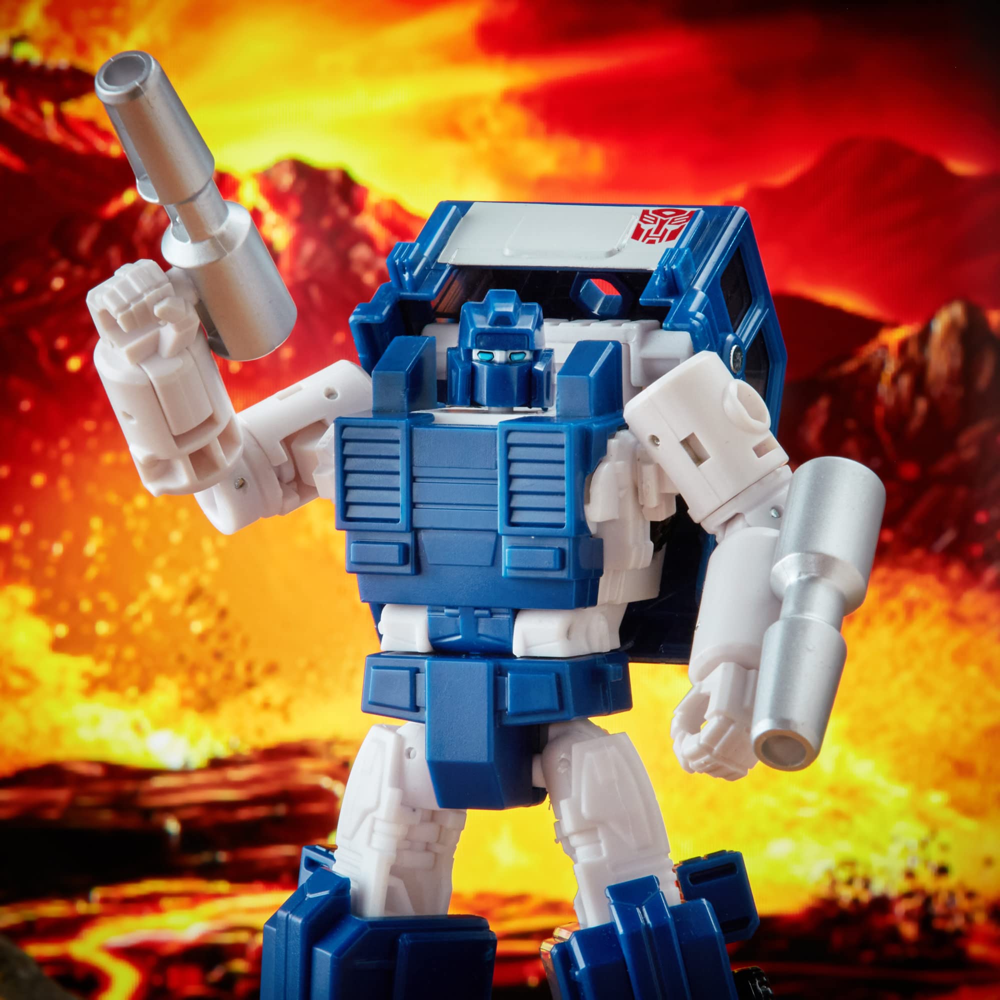 Pipe blaster accessories attached to robot mode on Transformers Pipes figure.