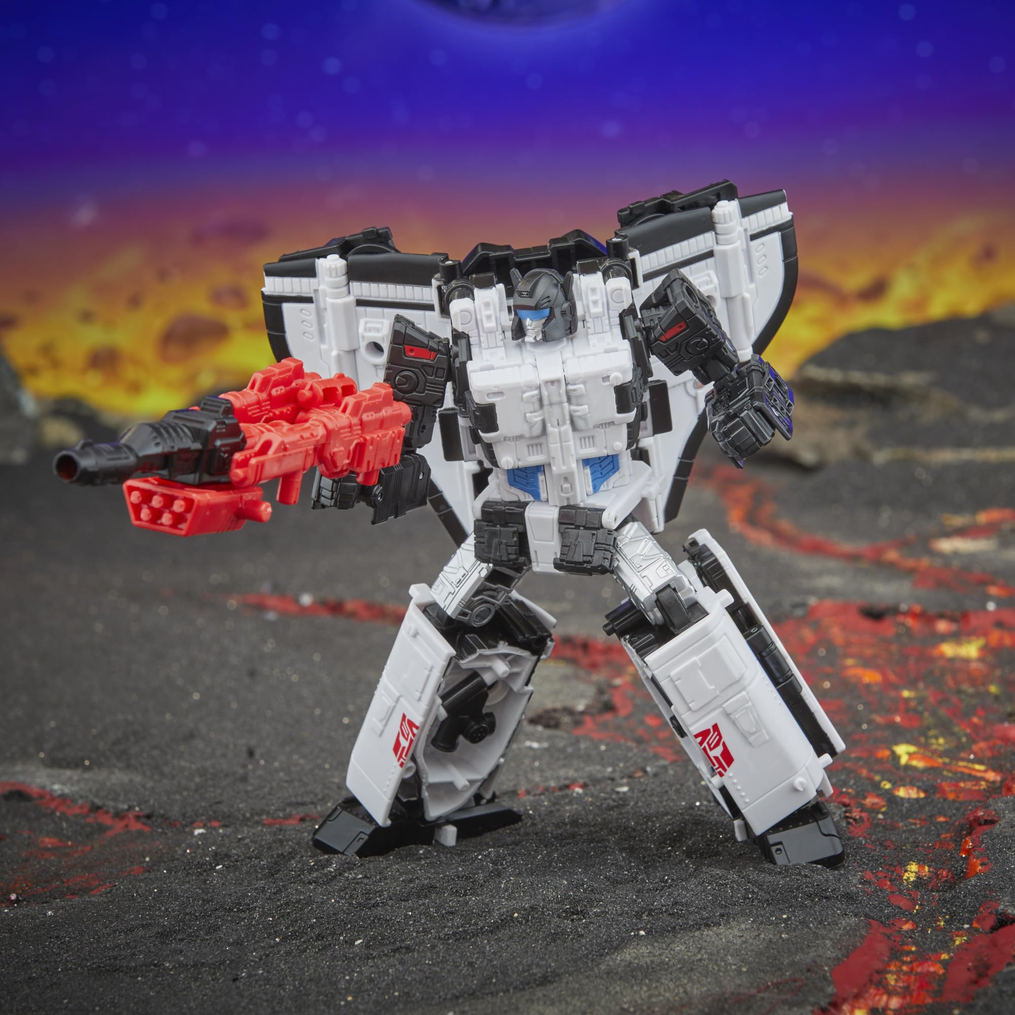 Five blaster accessories form a larger weapon for Galaxy Shuttle.