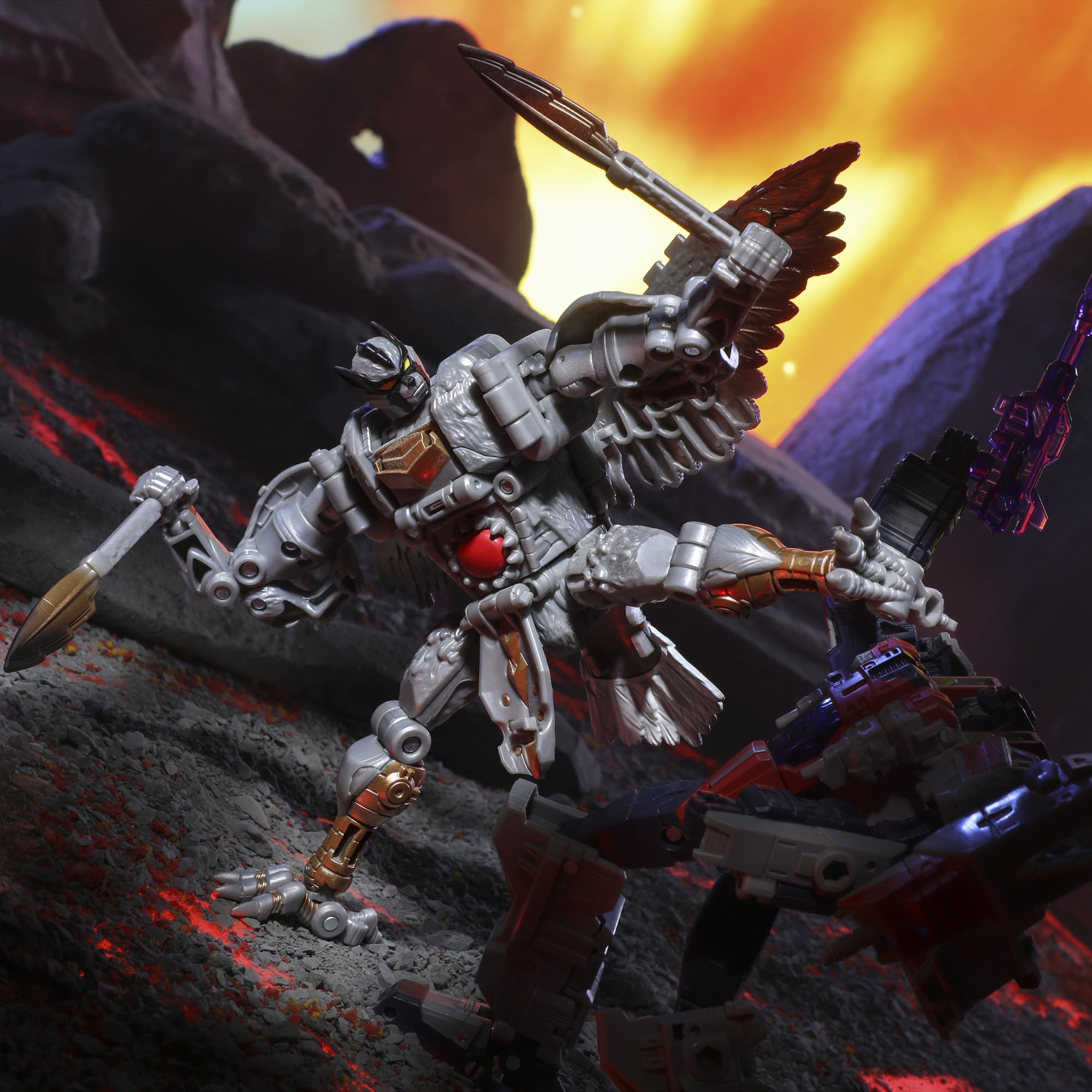 Transformers Legacy Silverbolt molded fur and feather textures for realism.