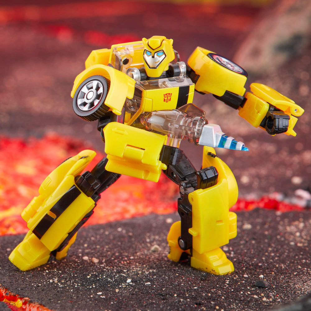 Transformers Legacy United Bumblebee head and limb articulation for action scenes
