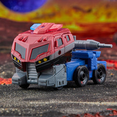 Transformers Legacy United Optimus Prime extended arm pose for battle stances.