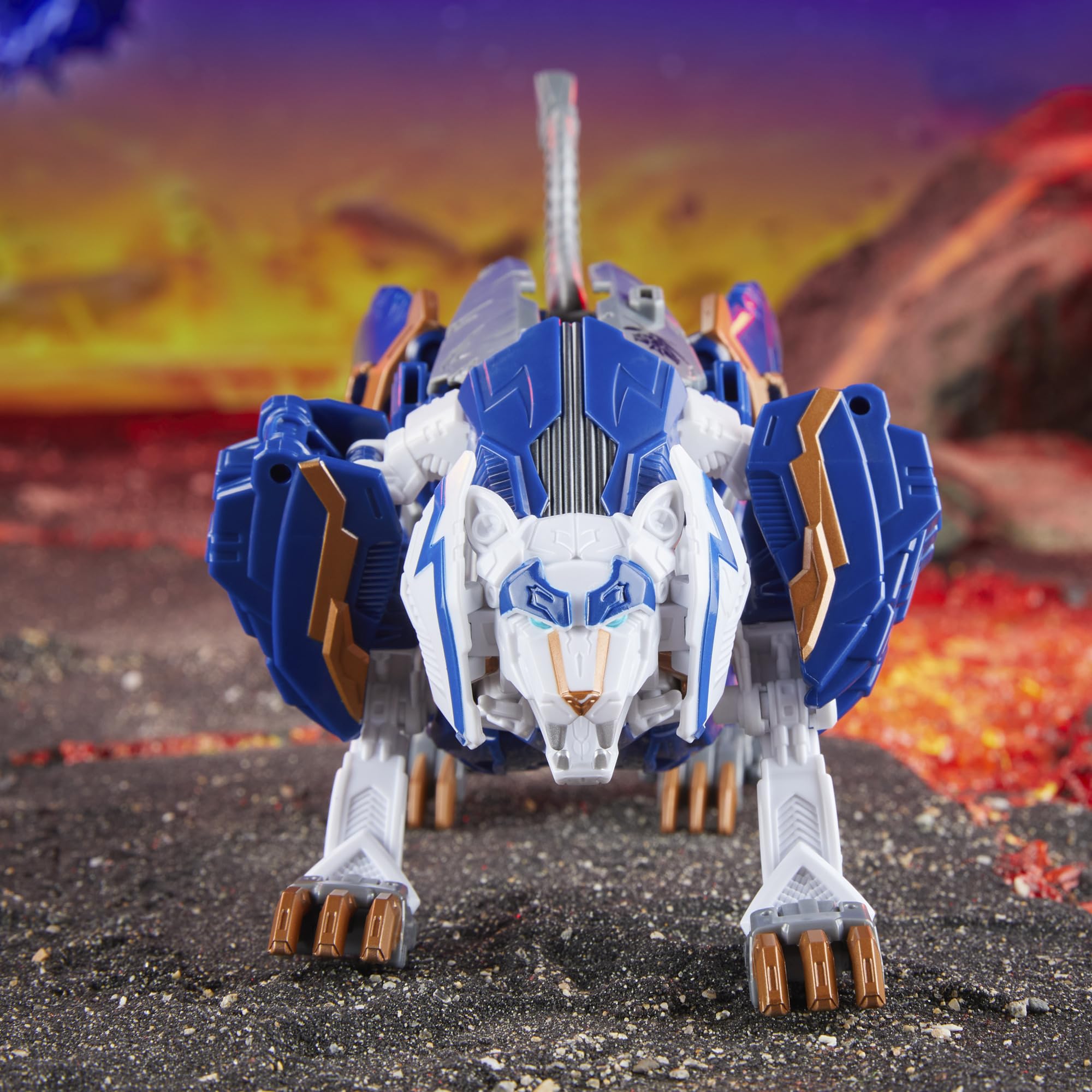 Transformers Legacy United Thundertron sword accessory for battles in both modes.