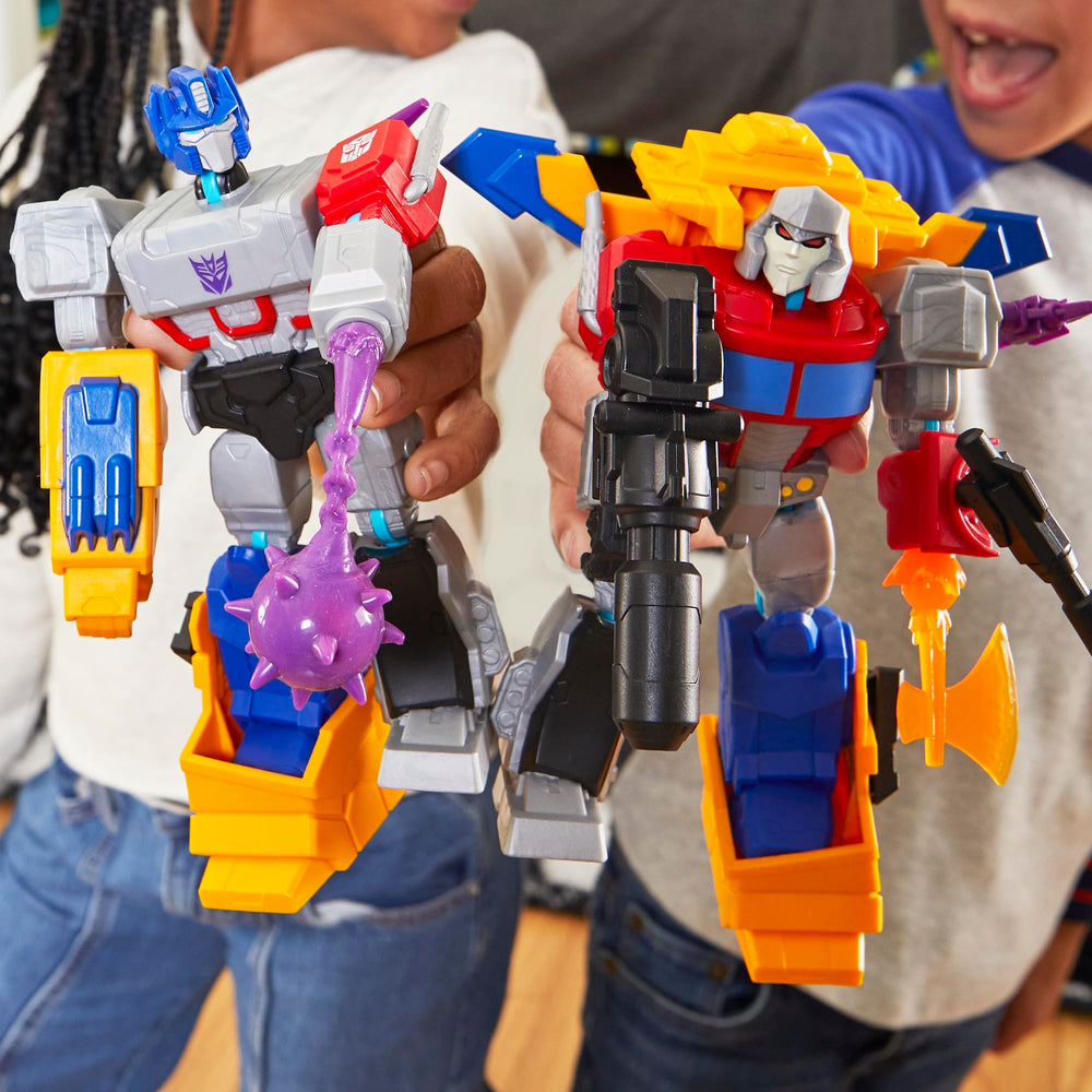 Transformers MixMashers durable connectors support repeated mashups.