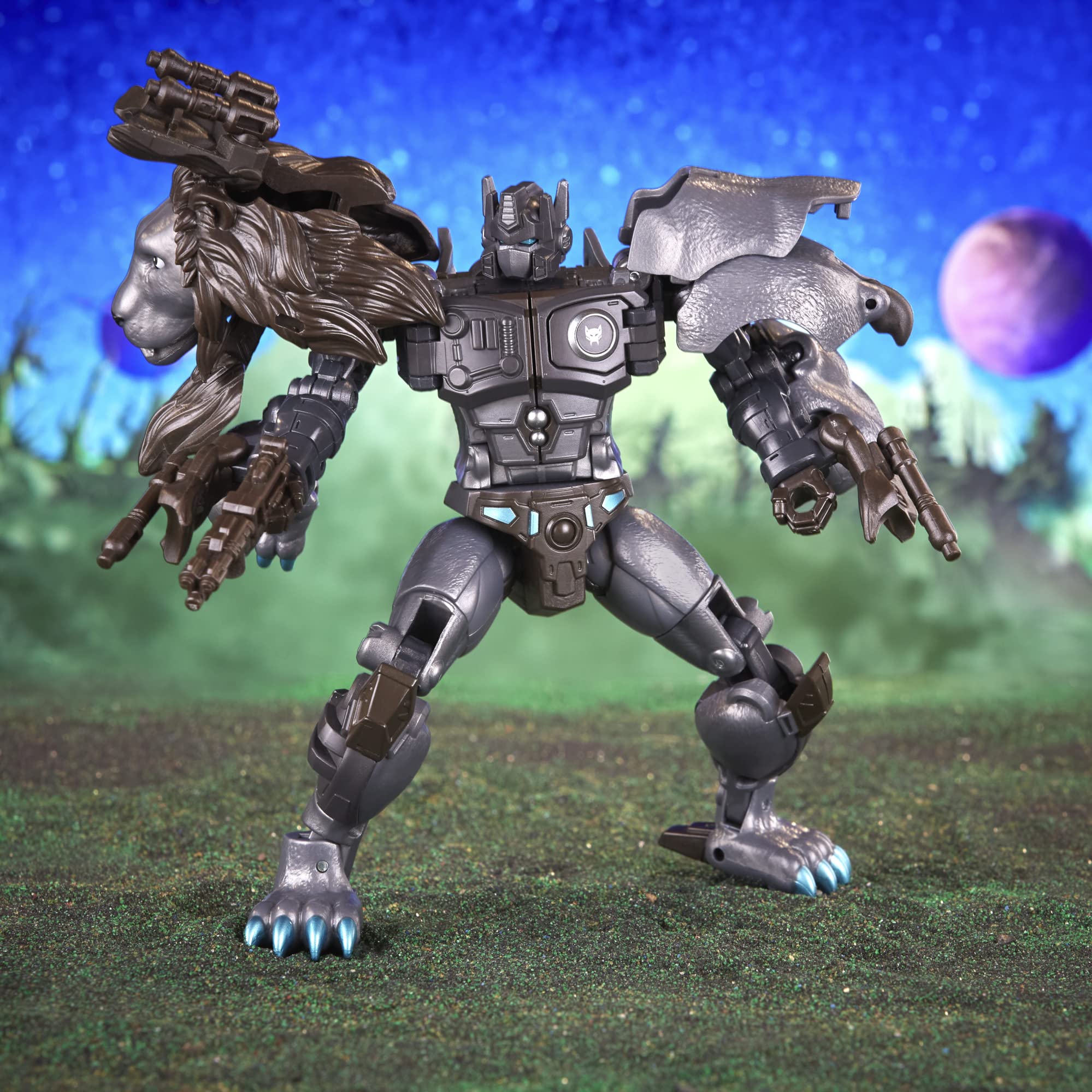 7-inch Nemesis Leo Prime compatible with many Legacy figures for display.