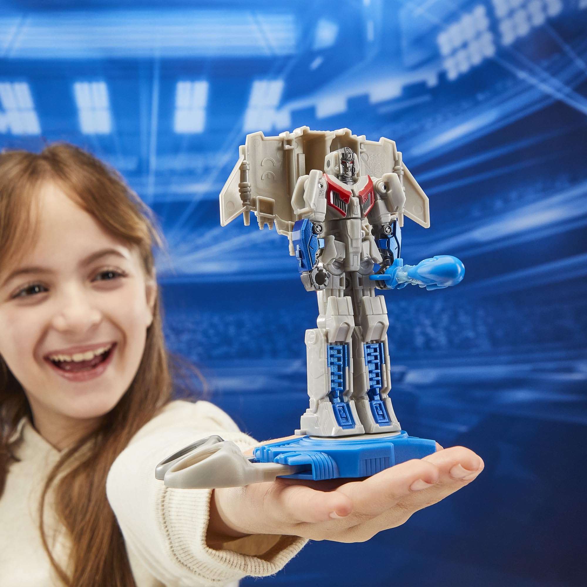 Transformers One Battle Base supports slide-action battles.