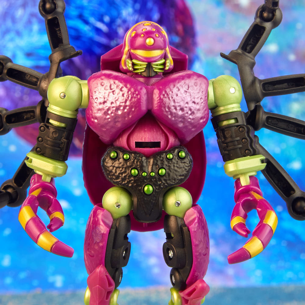 Crossbow accessory enhances imaginative battle play with Tarantulas.