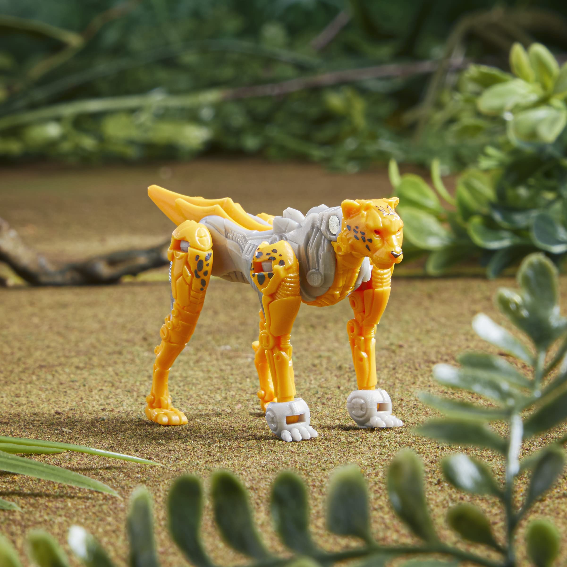 Close up of the 3-inch Cheetor figure for easy handling
