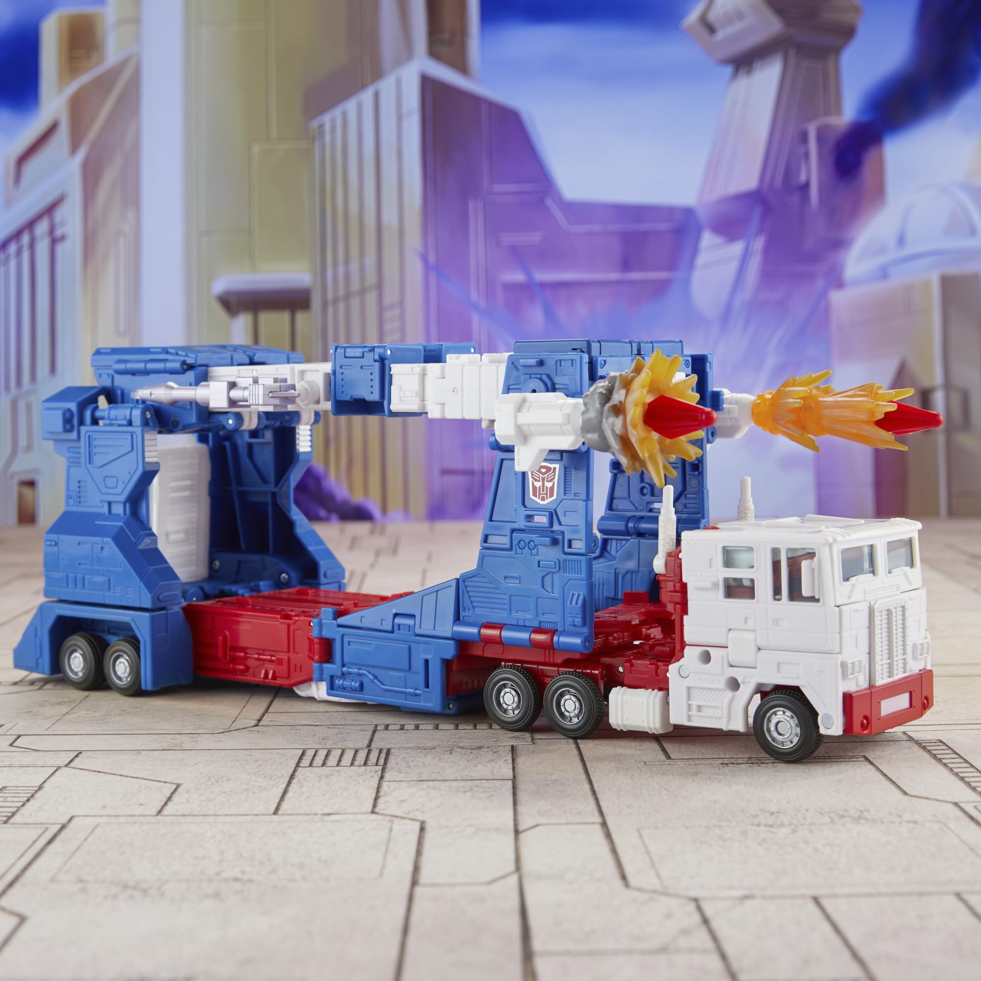 Studio Series 86-21 articulation highlights poseability for action scenes.