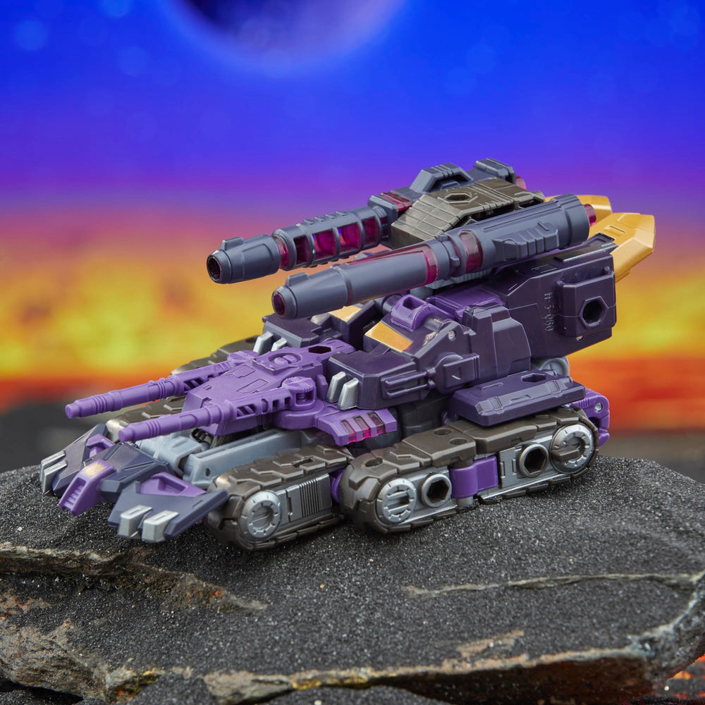Tarn figure showing articulated head, arms, and legs for dynamic poses.