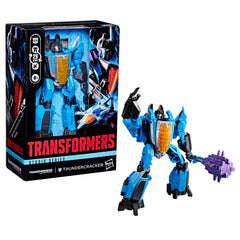 Transformers Thundercracker 29-step conversion offers satisfying pose changes and display variety