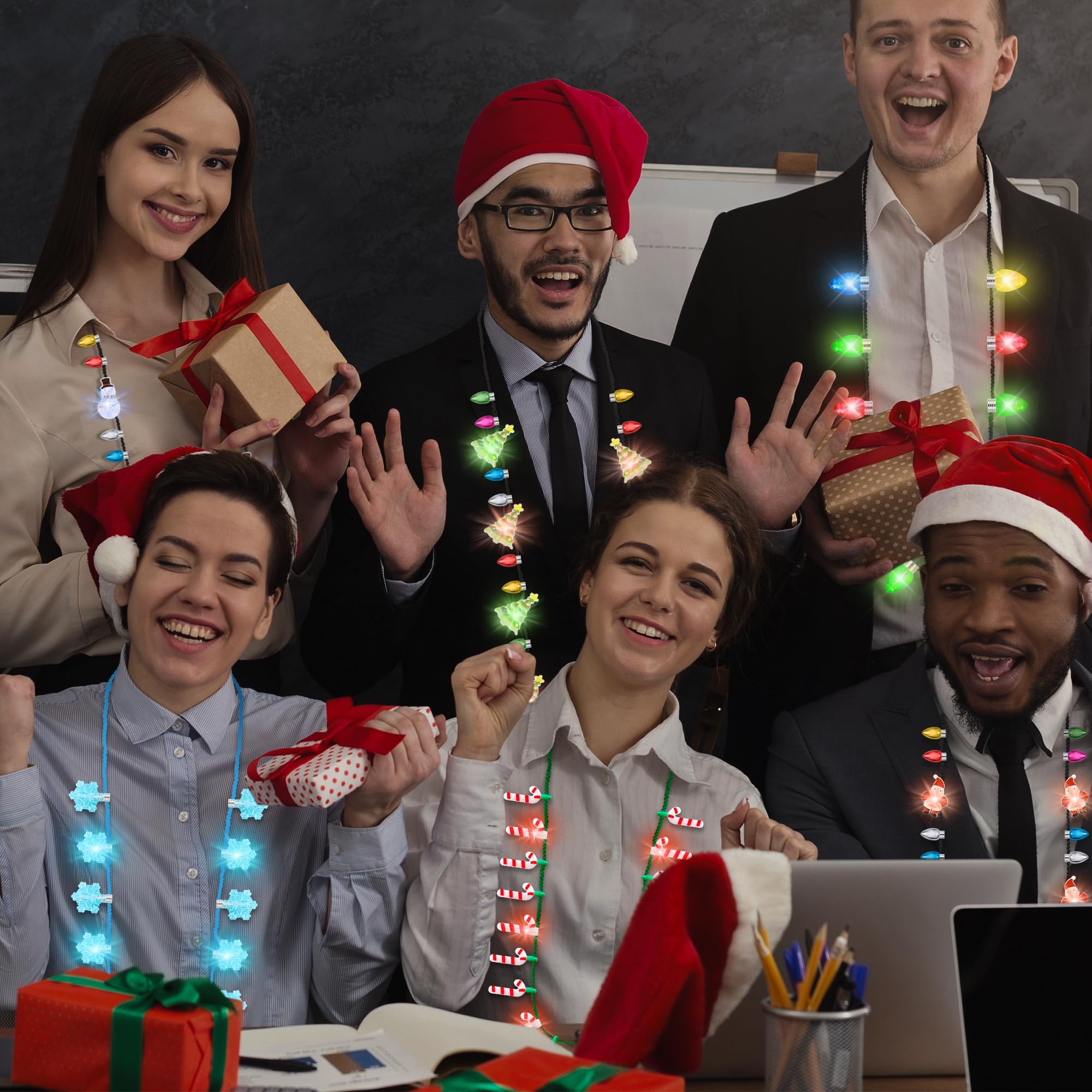 Traplace battery-powered Christmas necklace with quick start for easy setup