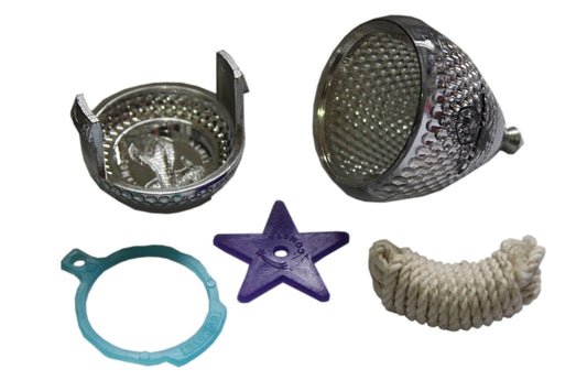 Trompo Cometa Cobrita metal tip delivers consistent momentum for longer spins.