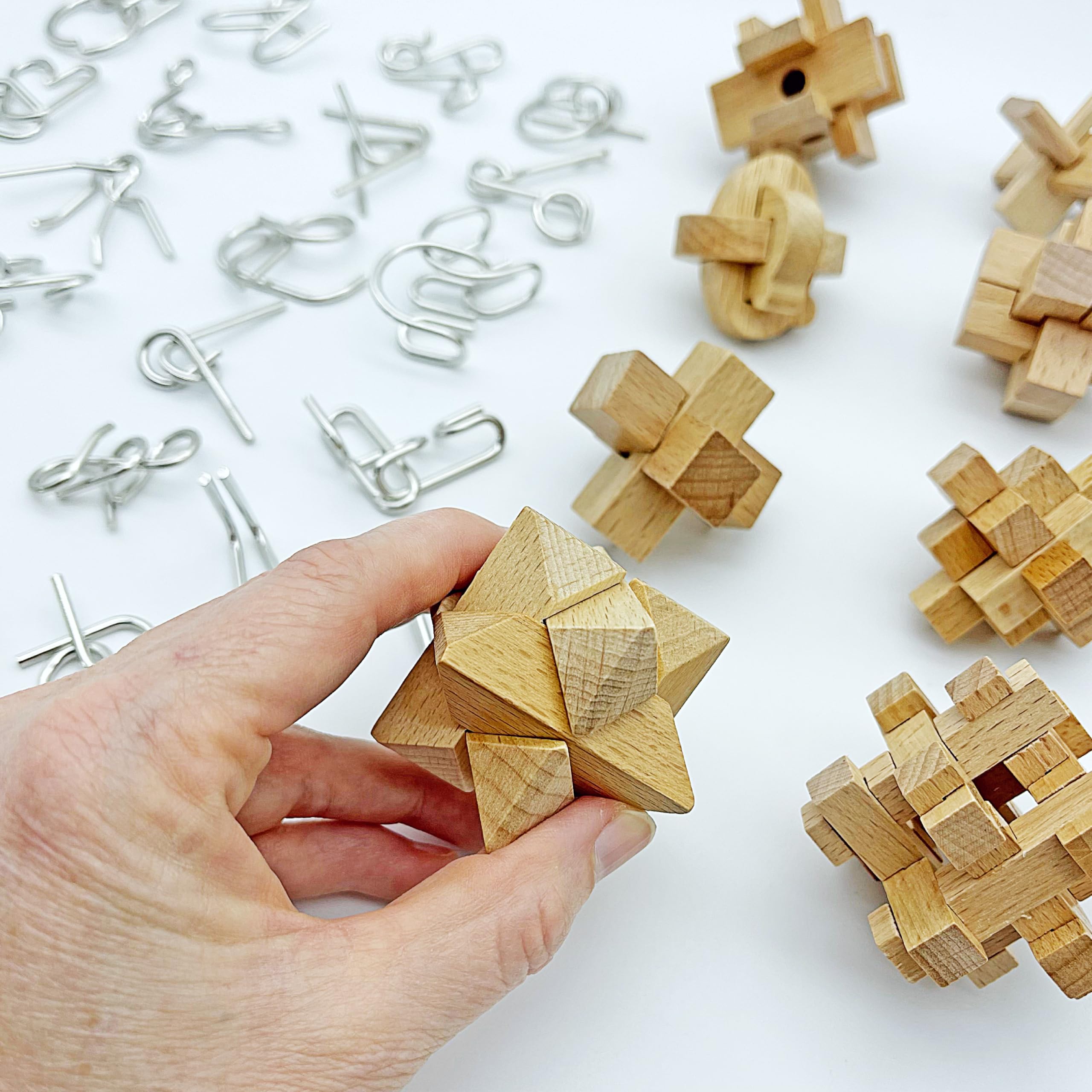 True Genius wooden disassembly puzzles set features natural wood texture.
