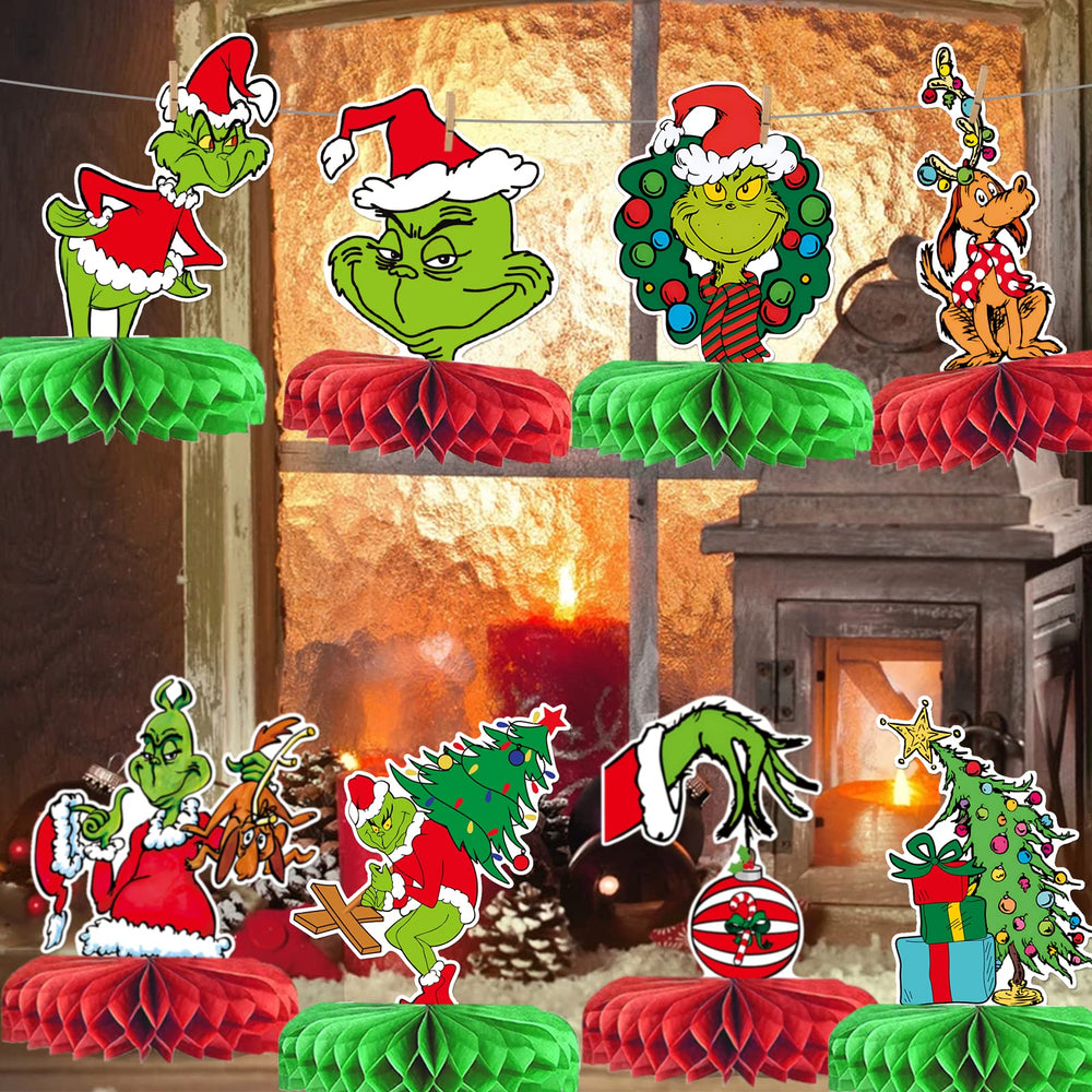 TTDQ Whoville green table decor set adds color to Christmas gatherings.