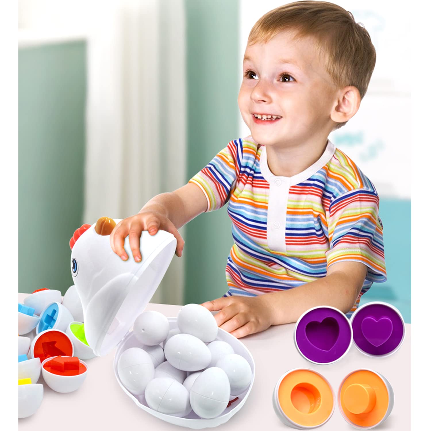 Tucimibo Montessori style toy builds hand eye coordination