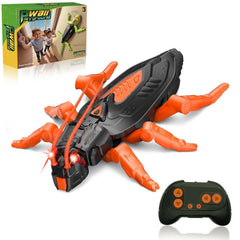 Ufilni Wall Crawler Cockroach front view with LED eyes for immersive play