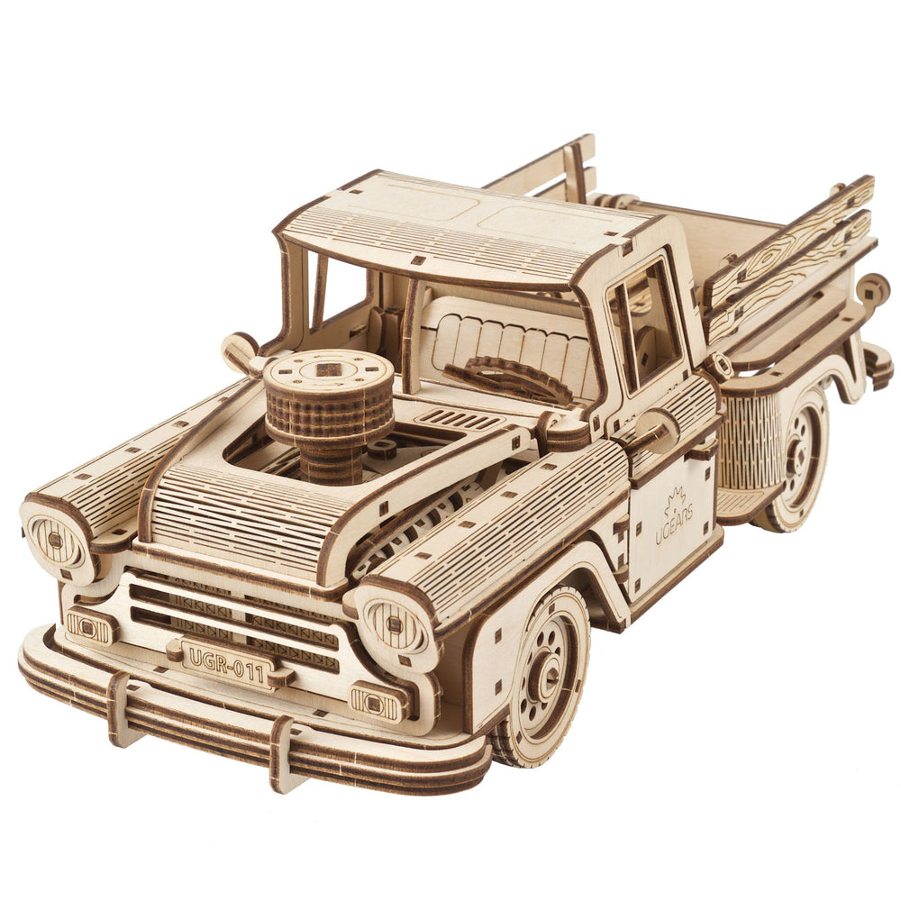 UGEARS Pickup Lumberjack model car kit with a working engine for engaging DIY enthusiasts.
