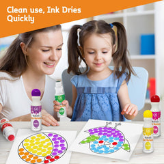 Ultimate Stationery toddler art set encourages sensory play and imagination.